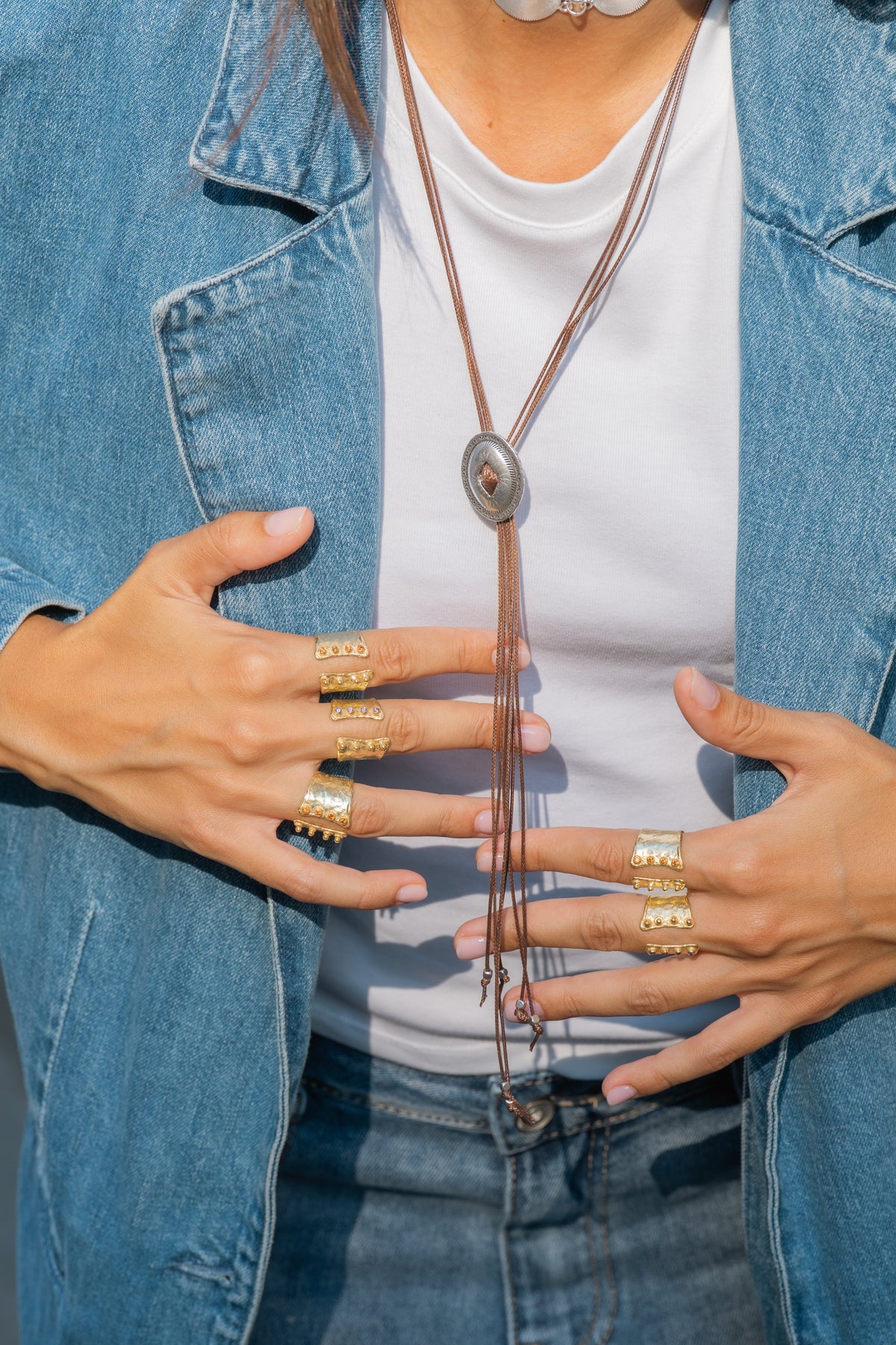 Collana Fringe Slider