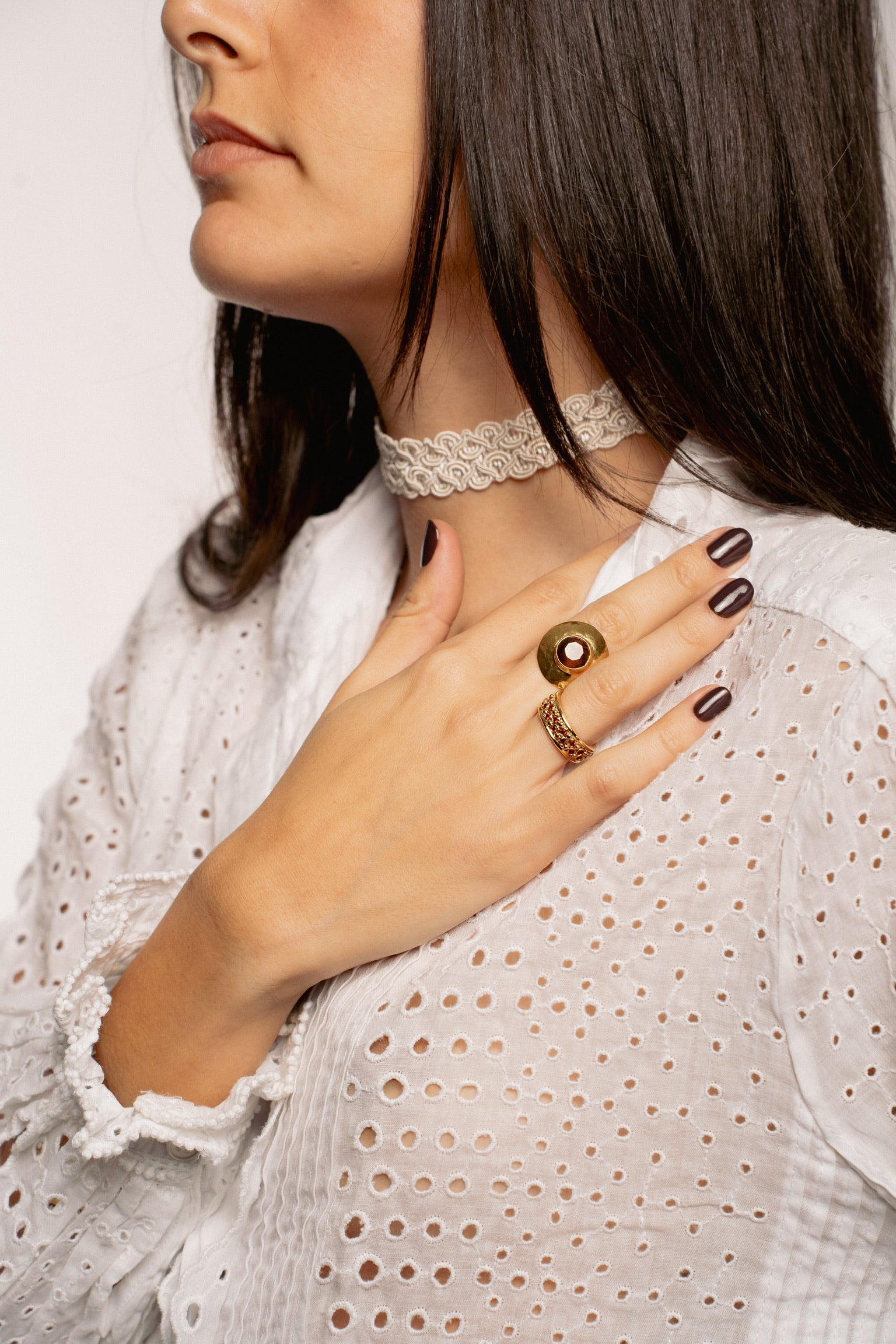 Romantico Choker Panna